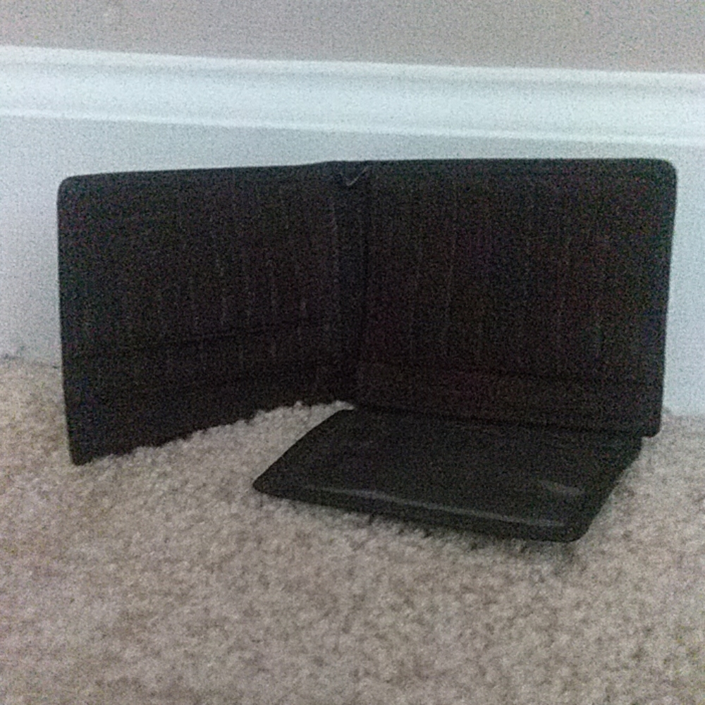 Wallet - Picture 2 of 2